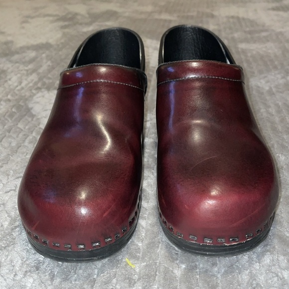 Bjork Swedish Comfort Brown Patent Leather Clogs.  Size EU‎ 45/46 - US 11/12. main image 7